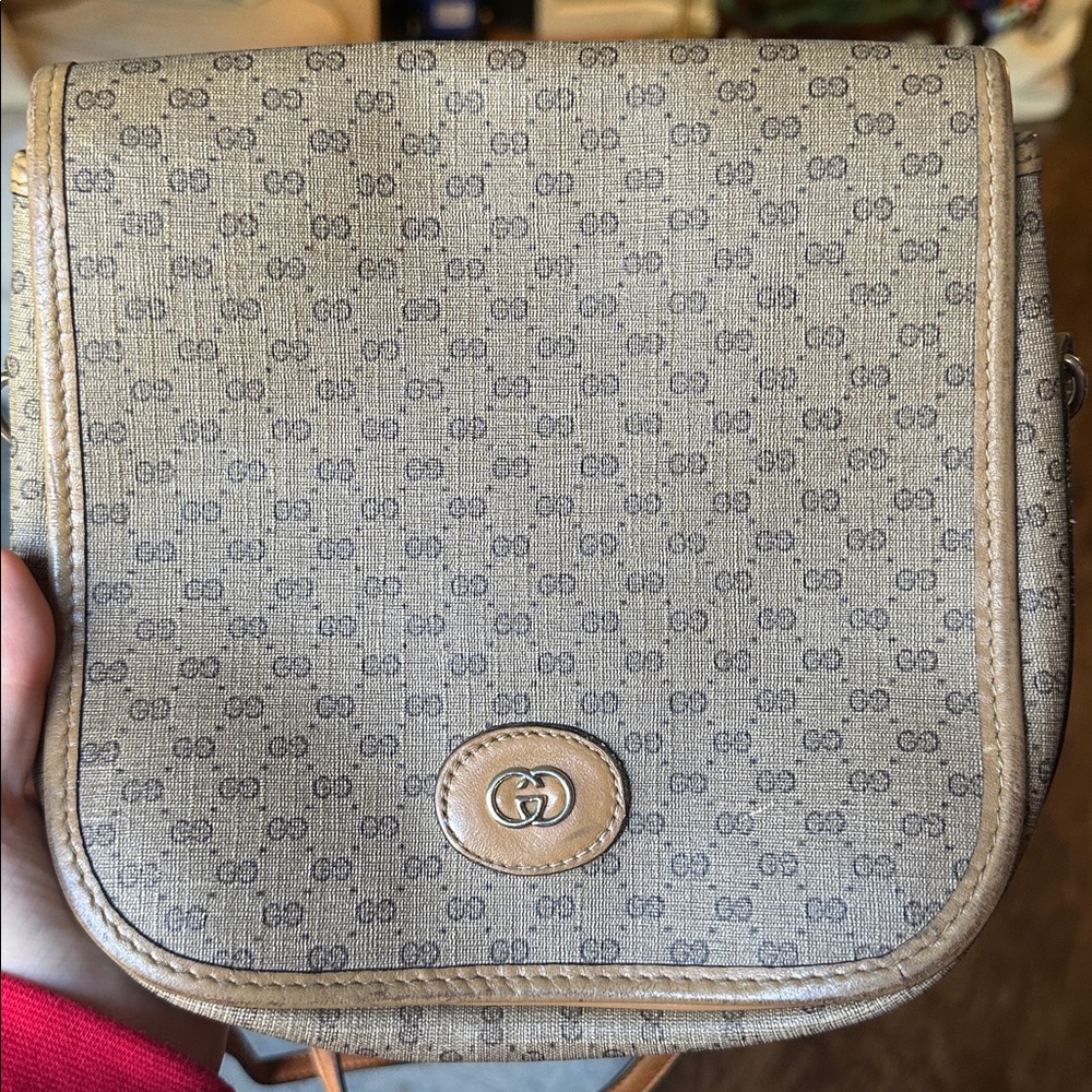Gucci Vintage GG Monogram Shoulder Bag